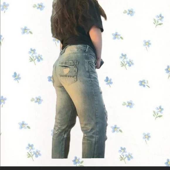 Distressed Light Blue Women's Jeans - Picture 2 of 4